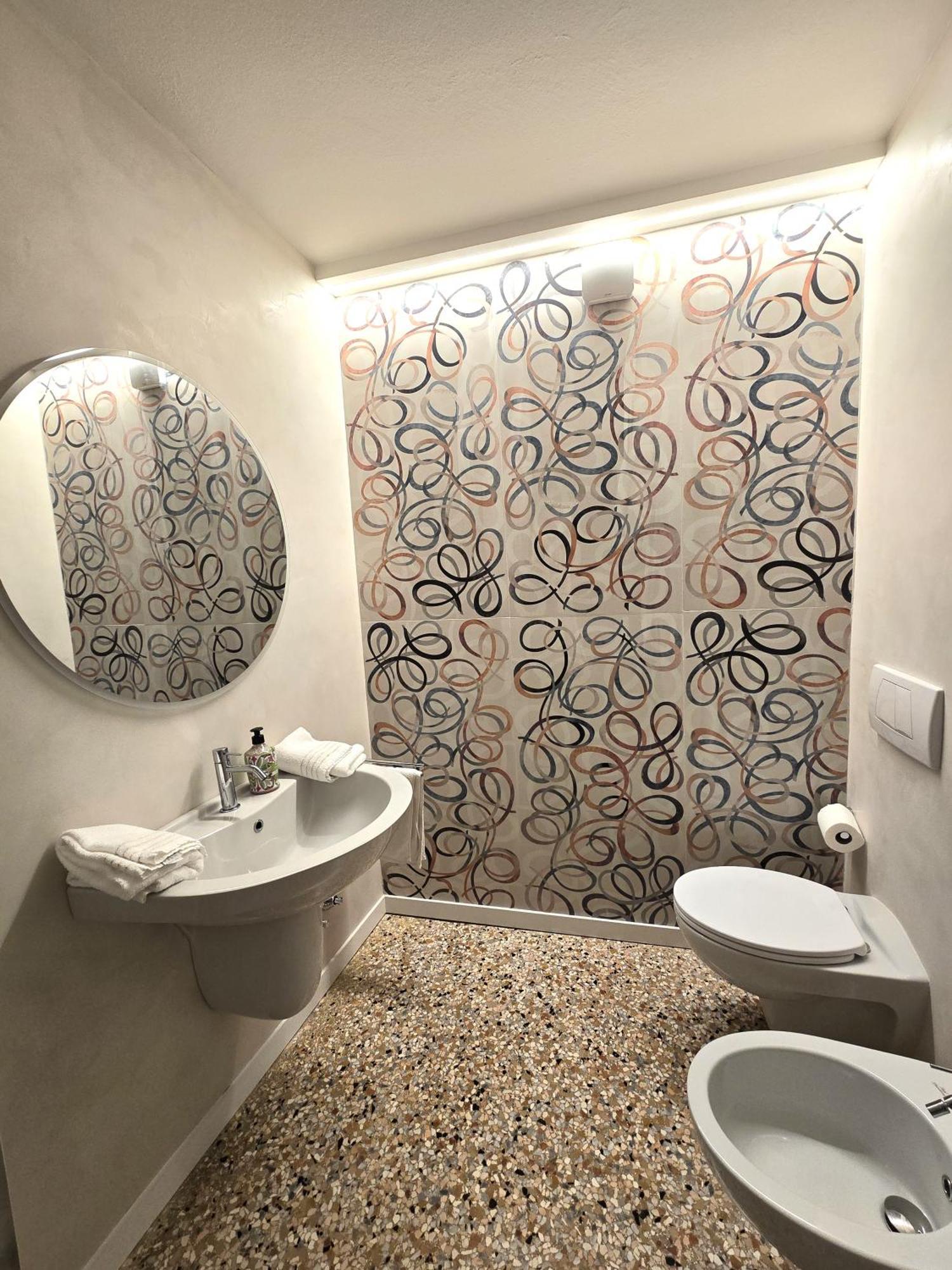 Cozy Studio With Canal View Βενετία Εξωτερικό φωτογραφία